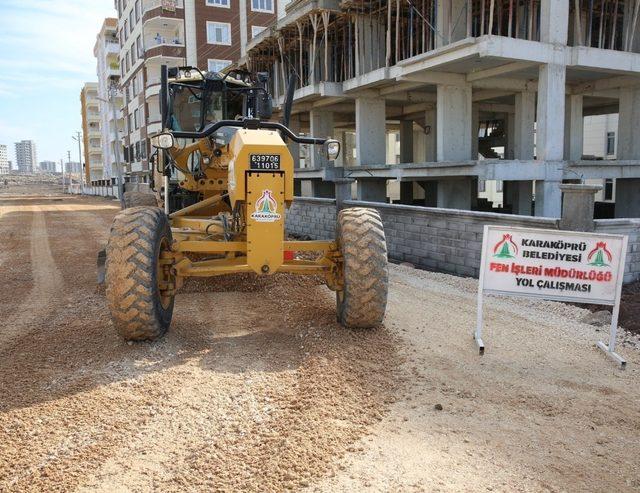 Karaköprü’de yol çalışmaları sürüyor