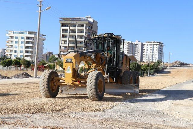 Karaköprü’de yol çalışmaları sürüyor