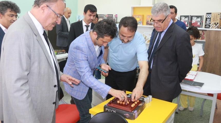 BİLSEM&rsquo;den Sosyal Bilgiler Materyal ve &Uuml;r&uuml;n sergisi