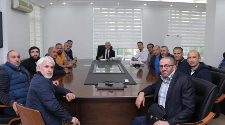 Başkan &Ouml;zl&uuml;&rsquo;ye Engelliler Haftasında anlamlı ziyaret