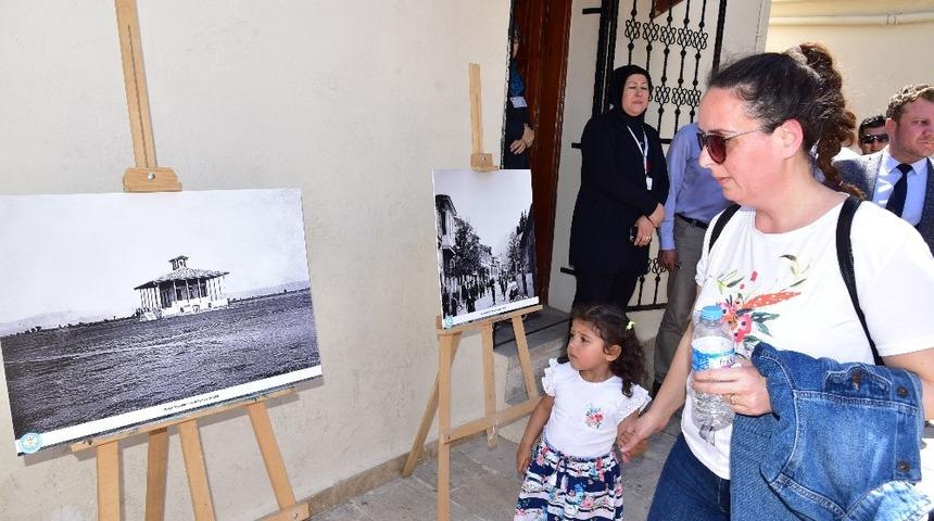 Manisa’nın asırlık fotoğrafları sergileniyor
