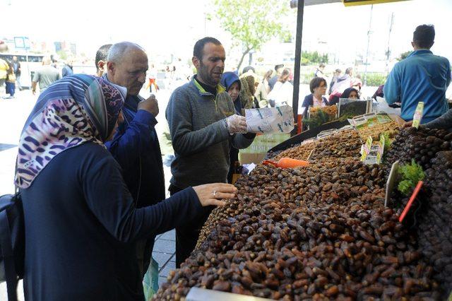 Yıllık bazda yüzde 50 fiyat artışı gösteren hurmaya rağbet arttı