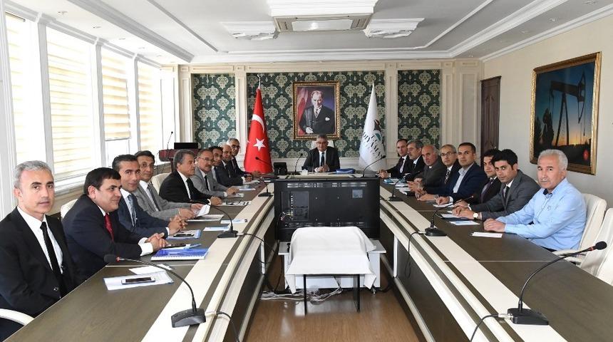 Kamu yatırımlarını değerlendirme toplantısı yapıldı