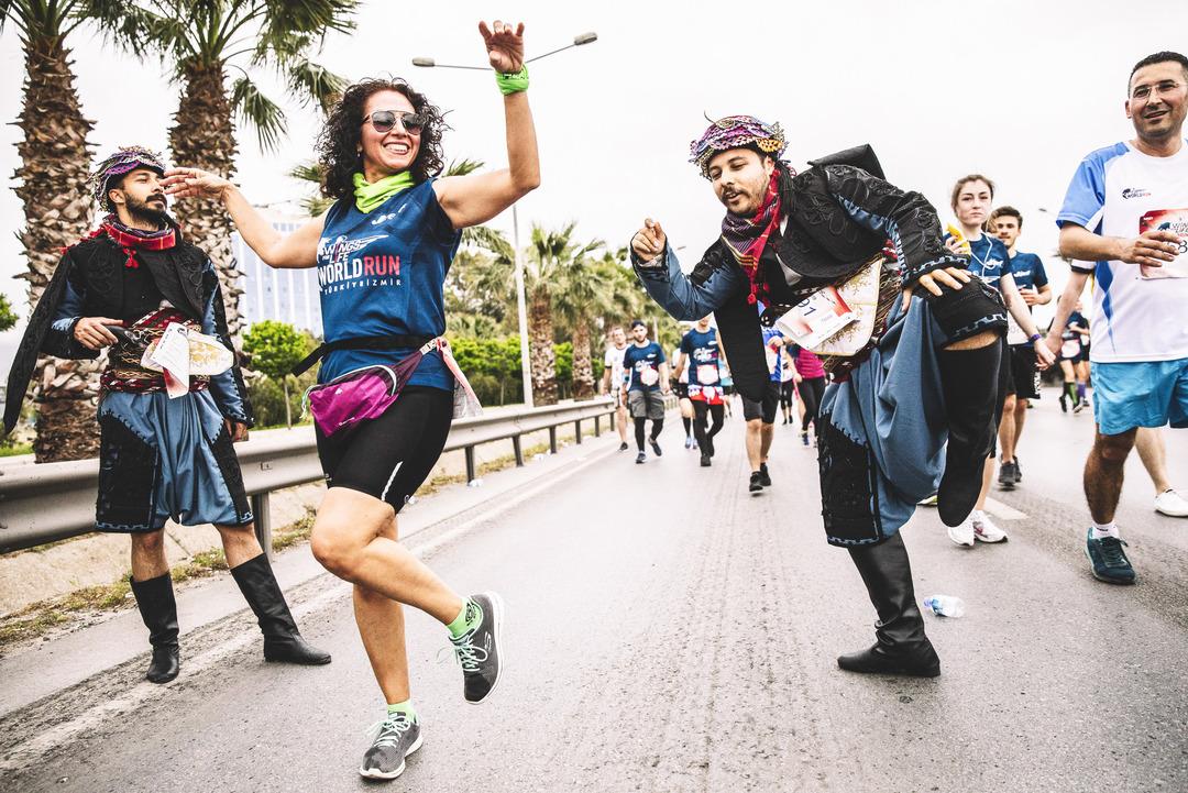 T&uuml;m d&uuml;nya Wings for Life World Run&rsquo;la omurilik fel&ccedil;lileri i&ccedil;in koştu