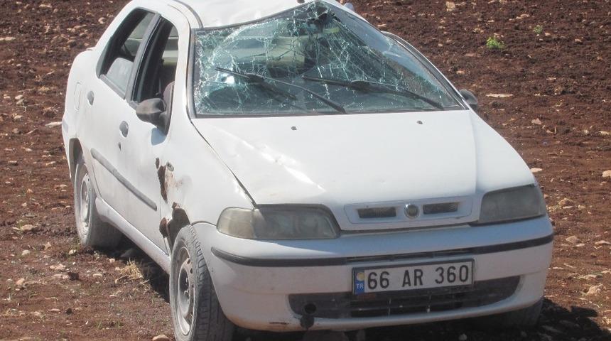 Araban&rsquo;da otomobil devrildi: 4 yaralı