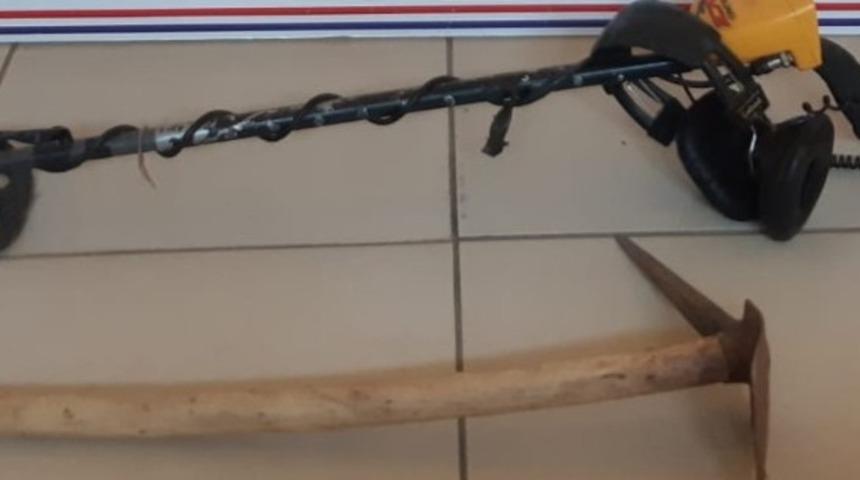 Manisa&rsquo;da ka&ccedil;ak kazıya su&ccedil;&uuml;st&uuml;