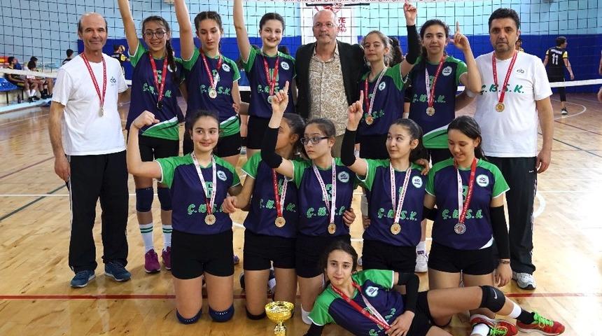 Çorlu’nun kızları Türkiye şampiyonasında