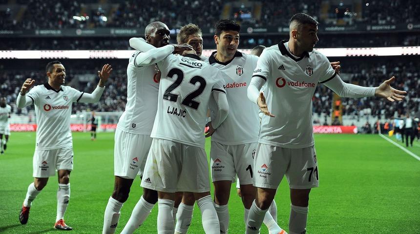 Beşiktaş Vodafone Park'ta yara sardı!