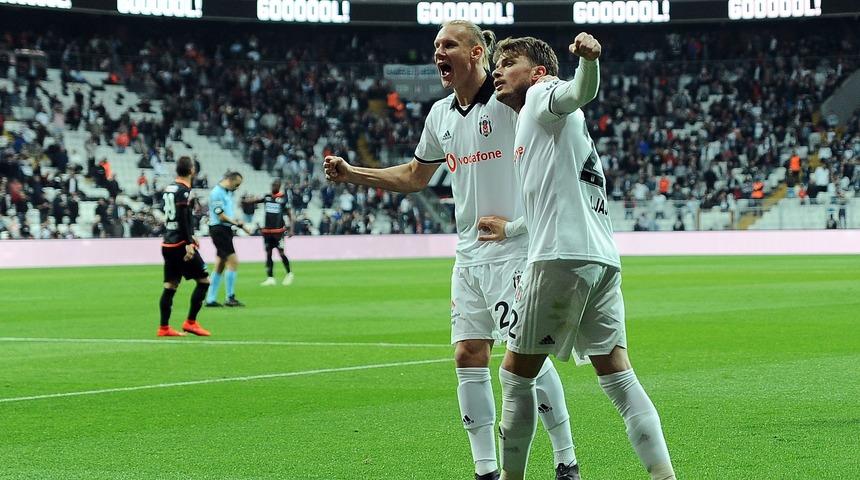 Adem Ljajic Beşiktaş formasıyla ligde 9. golünü attı