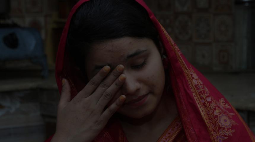 &Ccedil;&ouml;p&ccedil;atan &ccedil;etesine darbe! Kadınları kandırıp fuhuş ve organ ticaretine zorluyorlardı