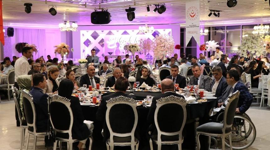 Vali G&uuml;naydın: &ldquo;Son yıllarda engelli kardeşlerimizle ilgili &ccedil;ok &ouml;nemli d&uuml;zenlemeler yaptık&rdquo;