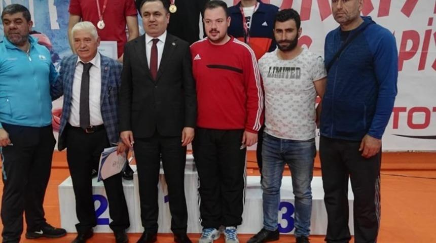 Kayserili Gen&ccedil; Boks&ouml;rlerden T&uuml;rkiye &Uuml;&ccedil;&uuml;nc&uuml;l&uuml;ğ&uuml;