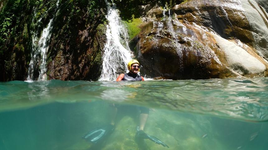 Göynük Kanyonu ziyaretçilerini 'büyülüyor'