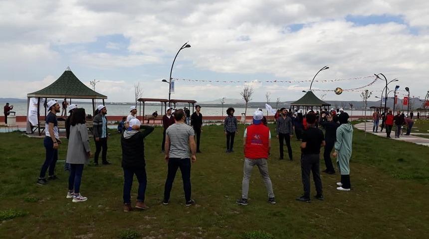 Van’da “Sosyal Medyadan Sosyal Meydana” projesi