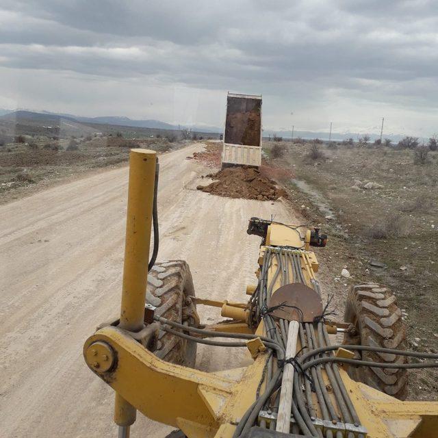 Beyşehir’de yayla yolları yaza hazırlanıyor