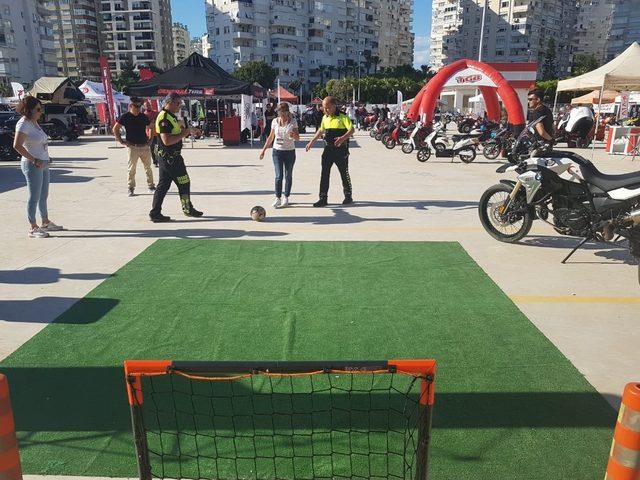 Antalya’da Karayolu Trafik Haftası dolu dolu kutlandı