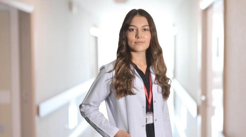 Diyetisyenler uyarıyor: &ldquo;İftar ve sahur arası 10 bardak su i&ccedil;in&rdquo;