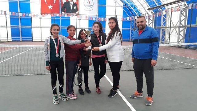 Küçükler Tenis İl Birinciliği Tamamlandı