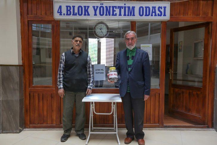 Yenimahalleli Nevzat Dede atık pillere savaş açtı G4