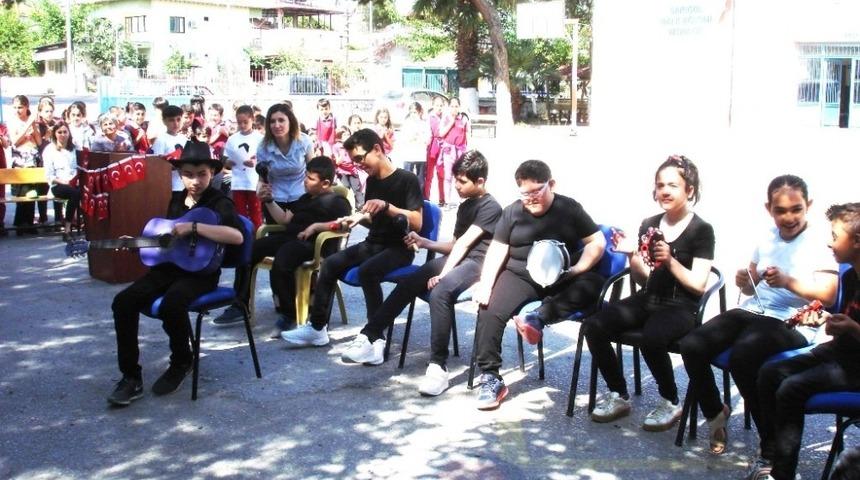 Engelli öğrenciler hünerlerini sergiledi