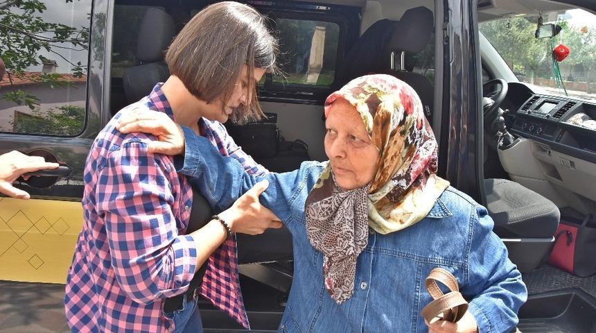 Akhisar Belediyesi hastaların hayatını kolaylaştırdı