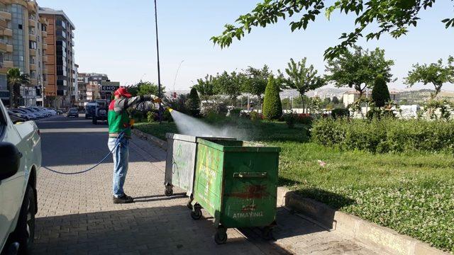 Karaköprü’de haşereyle mücadele sürüyor