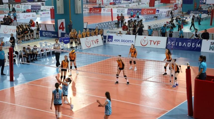 Voleybol Midiler T&uuml;rkiye Şampiyonası Kocaeli&rsquo;de başladı
