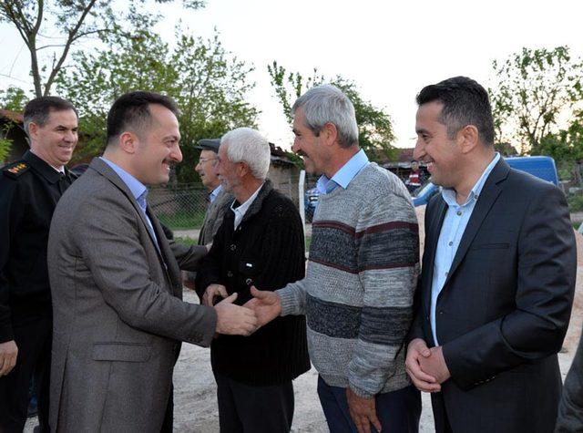 Vali Şentürk, köylülerle iftar yaptı