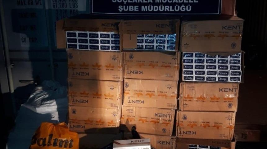 Van&rsquo;da 10 bin 500 paket ka&ccedil;ak sigara ele ge&ccedil;irildi