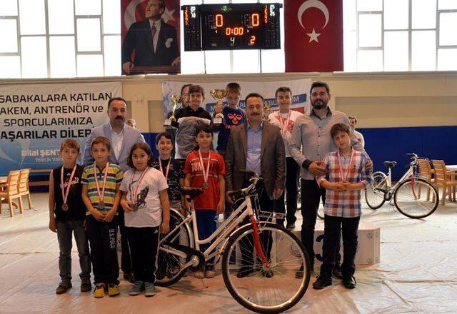 19 Mayıs Gençlik ve Spor Bayramı ’’Satranç Turnuvası Valilik Kupası’’ sona erdi