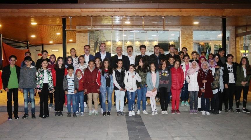 Yahyalılı öksüz ve yetimlere İstanbul gezisi