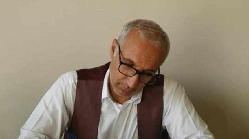 Do&ccedil;. Dr. &Ouml;zen&rsquo;in &ldquo;Şizofrenik Ben&rdquo; kitabı okuyucuyla buluştu