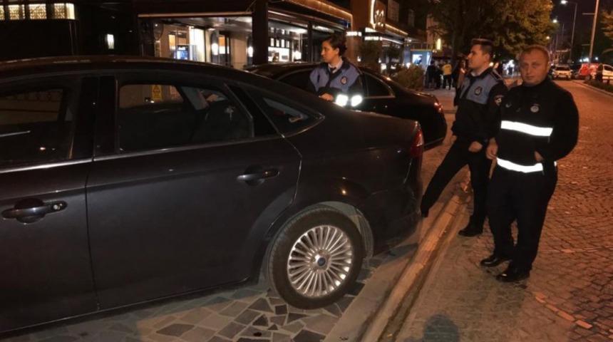 D&uuml;zce&rsquo;de kaldırımlara parka ge&ccedil;it yok