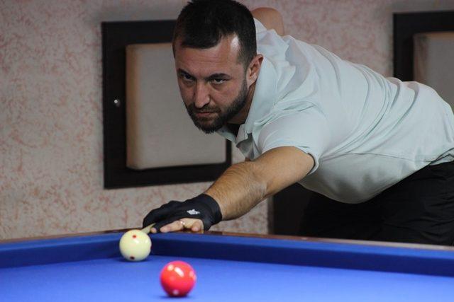 Düzce’de 3 bant bilardo turnuvası başladı