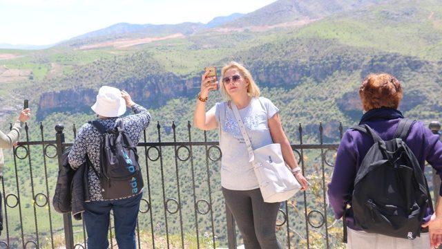Devlet restore etti, bölge turist akınına uğradı