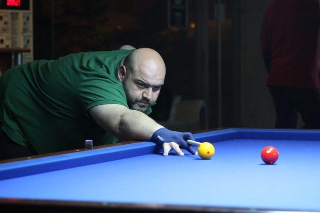 Düzce’de 3 bant bilardo turnuvası başladı