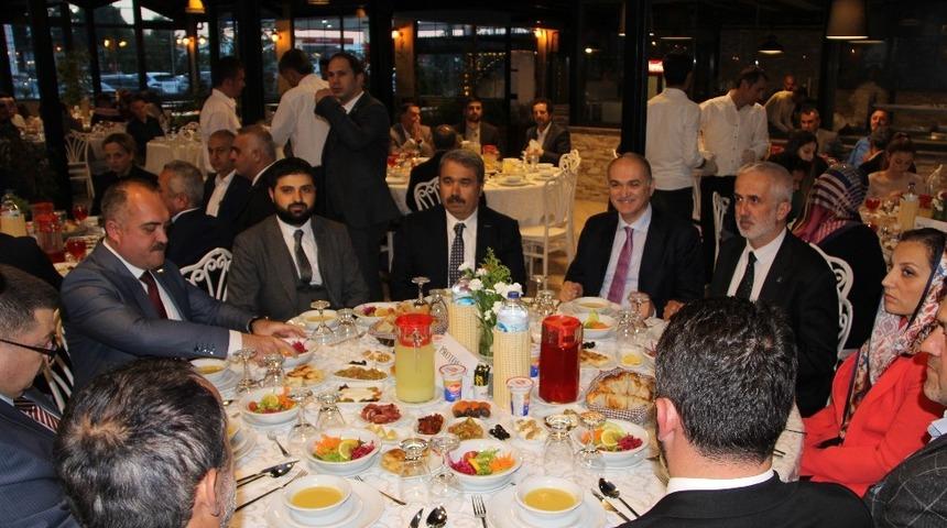 M&Uuml;SİAD Ailesi iftarda buluştu