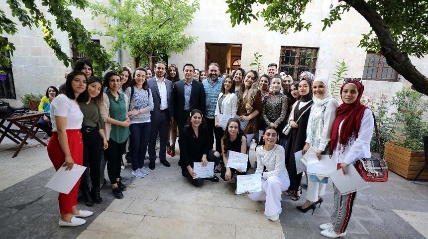 GA&Uuml;N&rsquo;de modanın ruhu sergisi