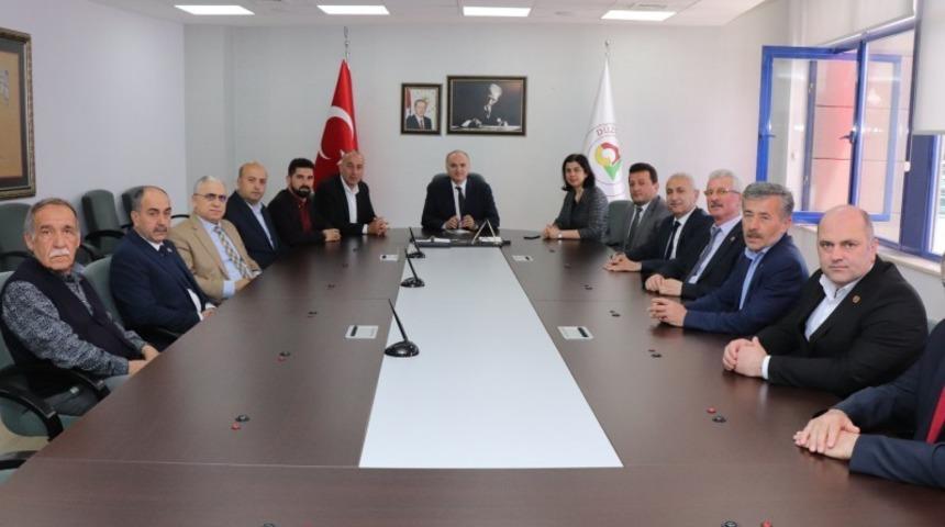 İGM ve MHP heyetinden Başkan &Ouml;zl&uuml;&rsquo;ye ziyaret