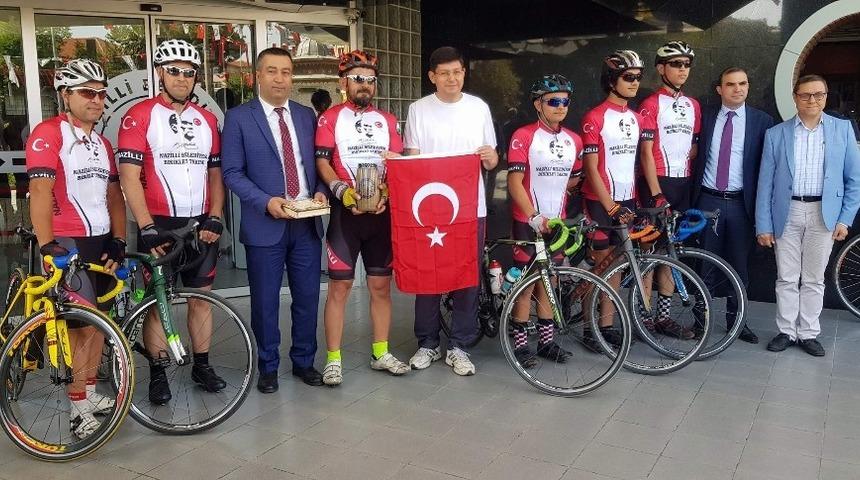 Nazilli&rsquo;nin toprağını bisikletle Anıtkabir&rsquo;e yaşıyacaklar