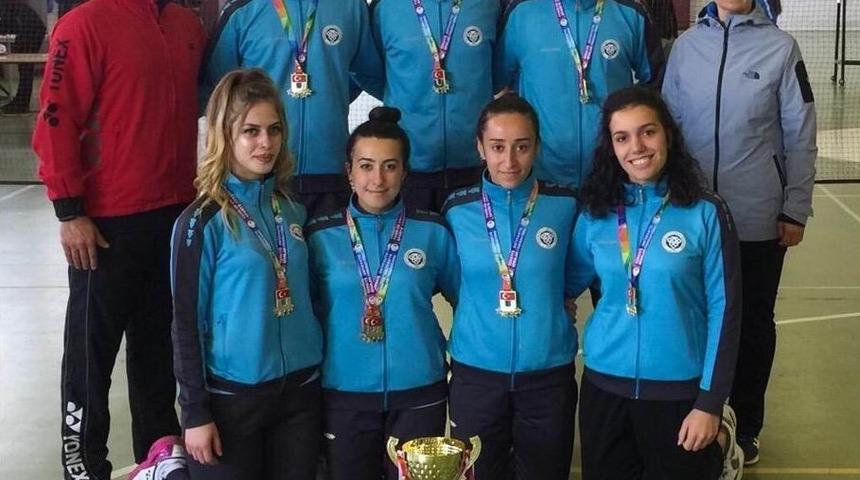 Erzincan &Uuml;niversitesi Badminton Takımı T&uuml;rkiye Şampiyonu oldu
