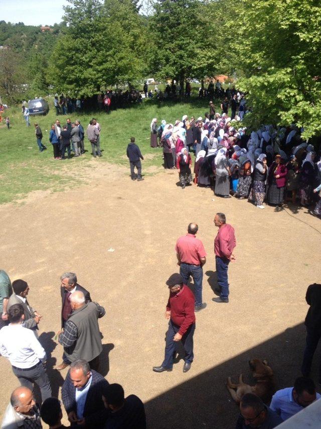 Kendini vuran işadamı toprağa verildi