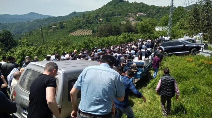 Kendini vuran işadamı toprağa verildi