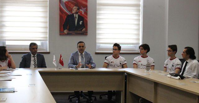İzmirli 3 okul Dünya Robot Olimpiyatı’nda Türkiye’yi temsil edecek