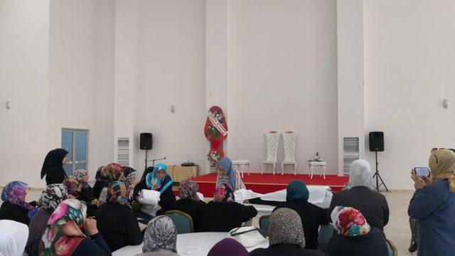 Cenaze yıkanması ve defin işlemleri eğitimi verildi