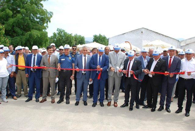 Salihli’de Çiftçiler Günü’nde çiftçileri sevindiren açılış