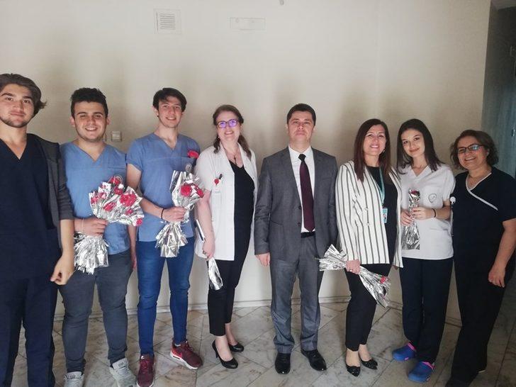 ADH’de hemşireler ve ebeler unutulmadı G4