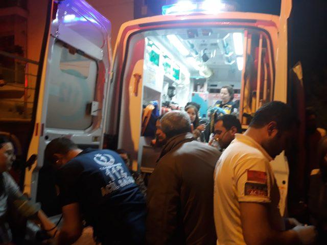 Kartal'da 6 katlı binada yangın: 1'i bebek 4'ü çocuk 15 kişi kurtarıldı