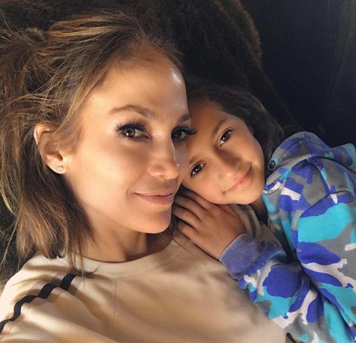 Vicdan azabı çekmeyin! Bilime göre, çalışan annelerin çocukları daha başarılı G4