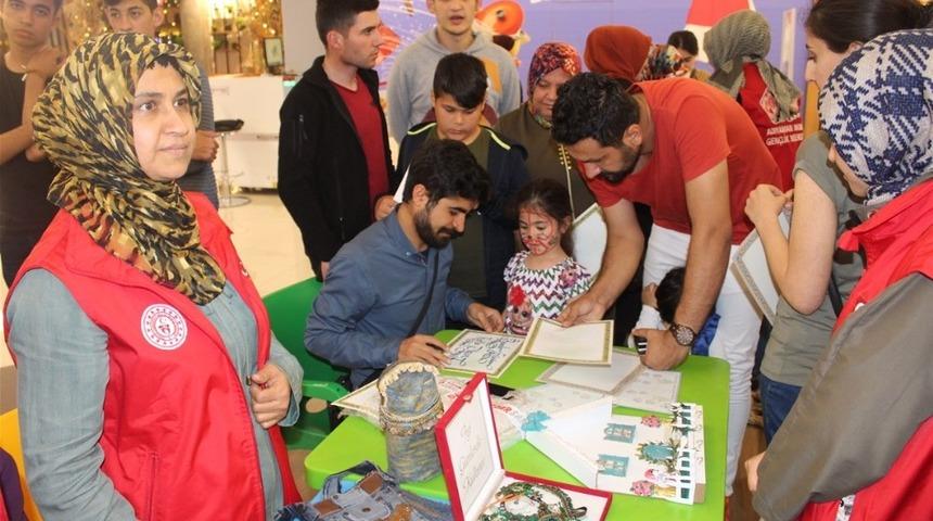 Gen&ccedil;ler sosyal medyadan sosyal meydana indi